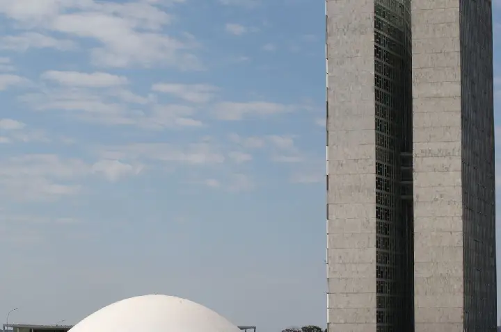 Câmara aprova texto que dá a ANP acesso a dados para combater fraudes