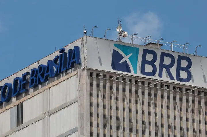 Câmara Legislativa convoca presidente do BRB para explicar rombo