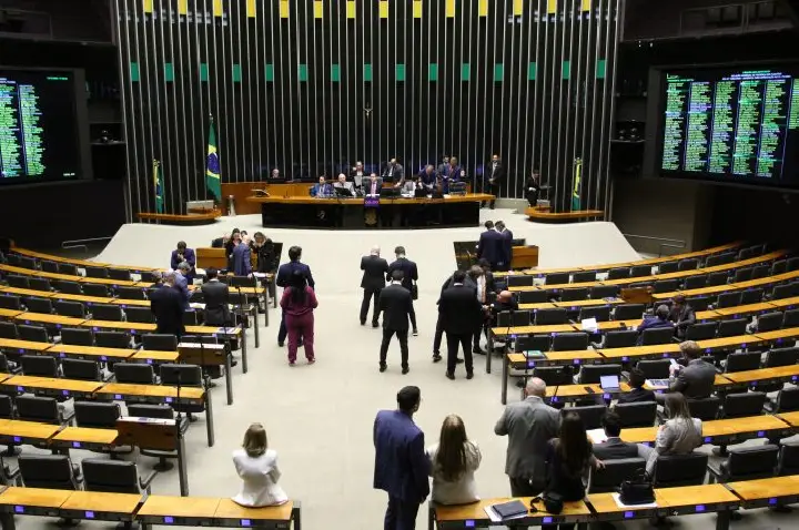 Câmara pode votar nesta quarta-feira novo regime para socorrer ou liquidar bancos