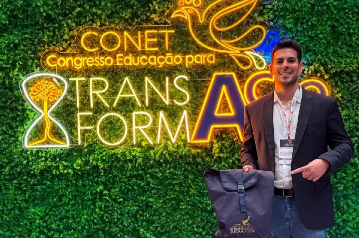Charles vai a Gramado para buscar propostas aplicáveis à rede municipal de VG