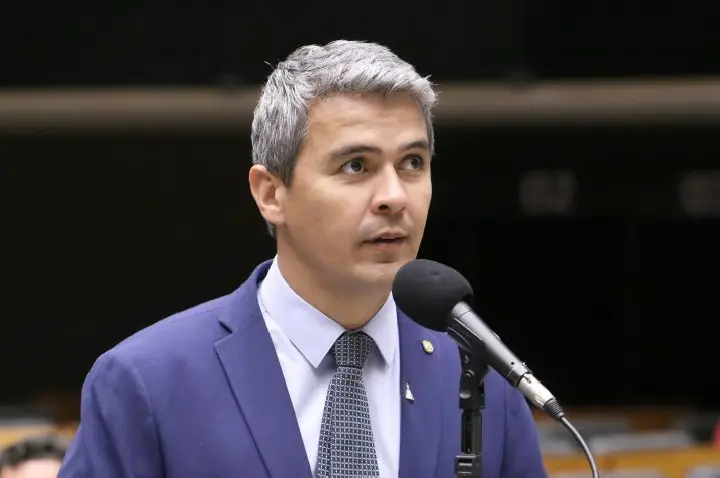 Comissão aprova proposta que cria novo modelo para incorporação de novas tecnologias no SUS