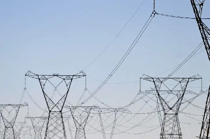 Distribuidoras se preparam para garantir energia no dia da eleição