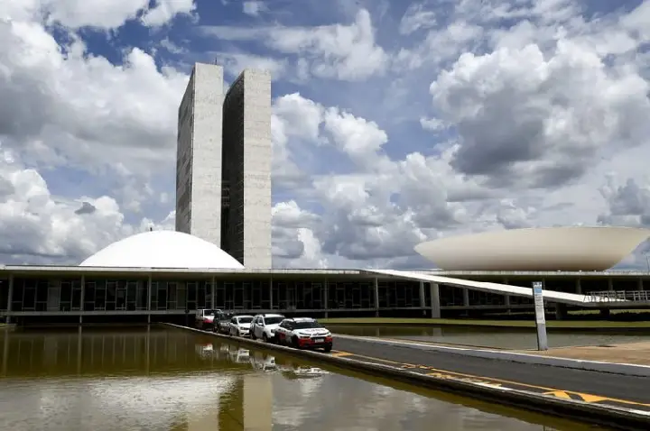 Em 2027, Senado terá 40 senadores novos e 14 reeleitos