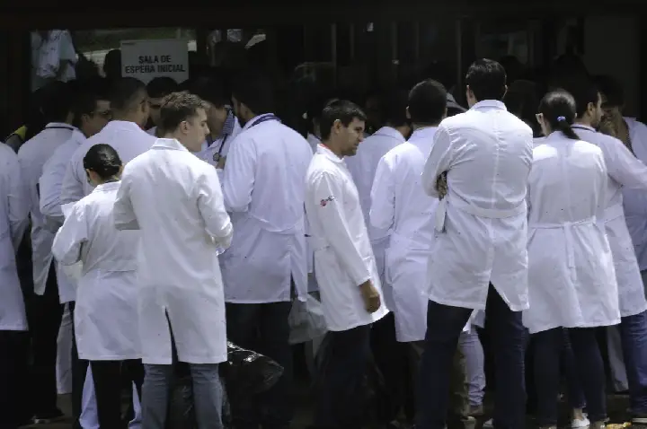 Enare: inscrição para residência médica com pré-requisito segue até 4ª