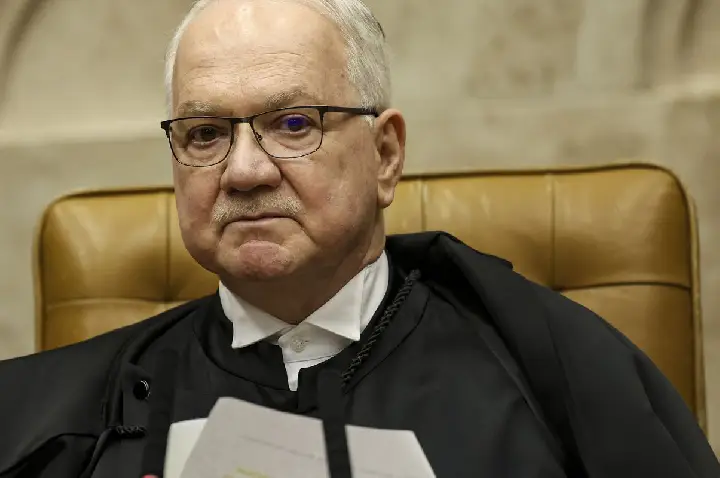 Fachin devolve relatoria do caso do INSS a Mendonça e mantém Master