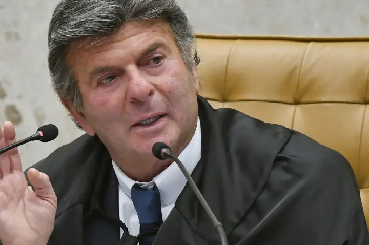 Fux pede manifestação da AGU sobre pedido para liberar bets