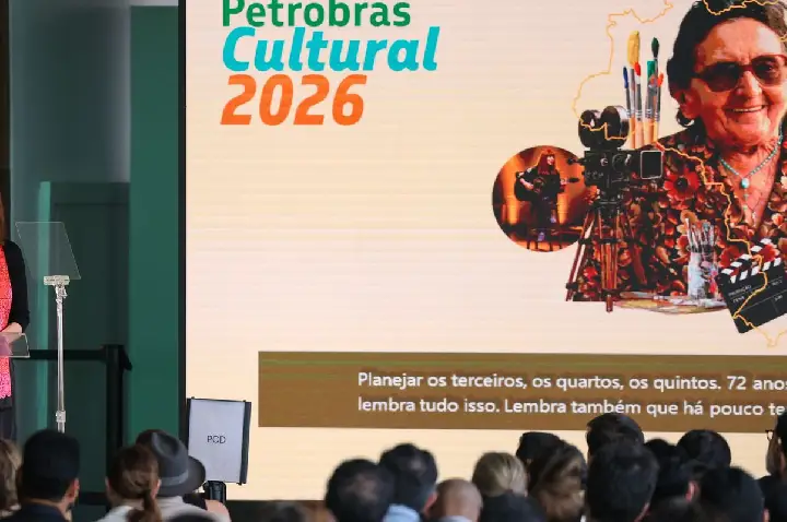Gasolina também deve acompanhar tendência internacional de queda