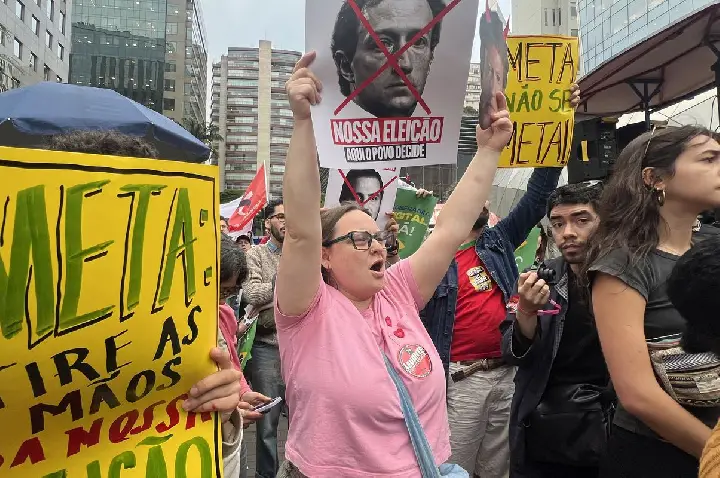 Meta recusa pedido federal para criar canal de proteção a jornalistas