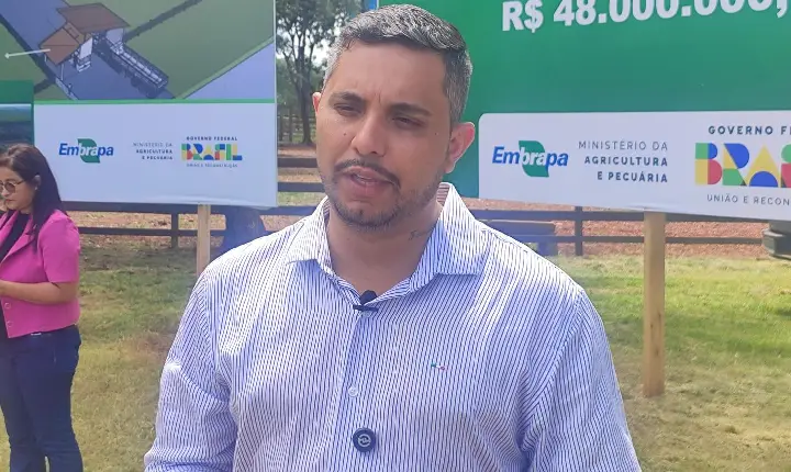 Prefeito celebra chegada de Valo Verde e estuda abertura de praia em Livramento