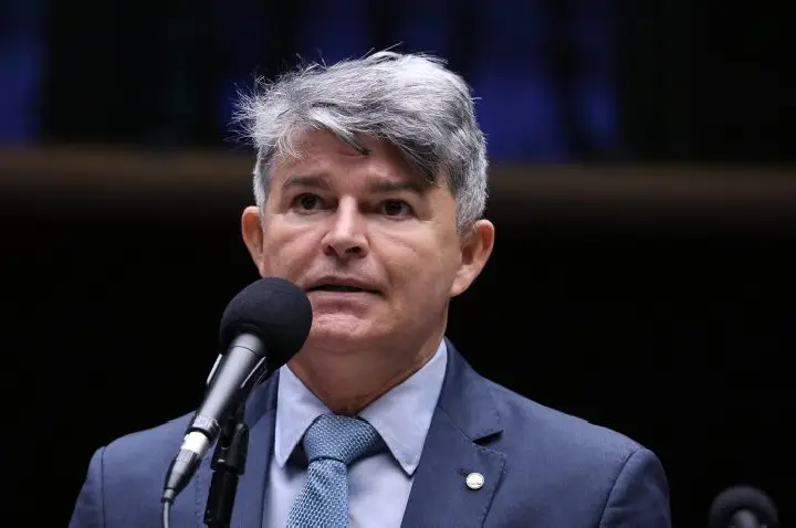 Projeto cria política de tolerância zero contra pichação e vandalismo urbano