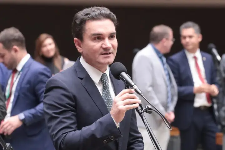 Projeto define regras para combater a exploração sexual infantil no turismo