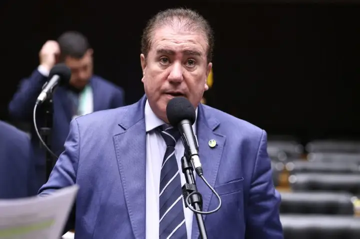 Projeto fixa em 15 dias o prazo para devedor contestar dívida na Justiça