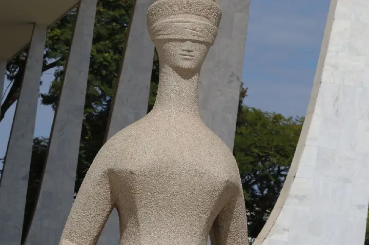 RJ: STF decide se eleição para mandato-tampão será direta ou indireta