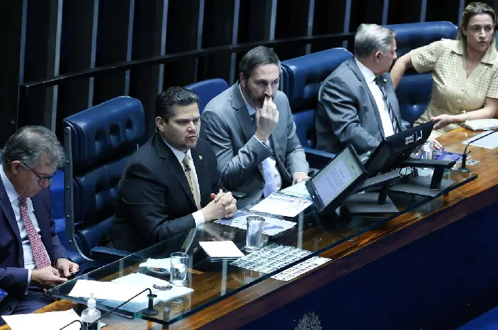 Senado reconhece estágio como experiência profissional