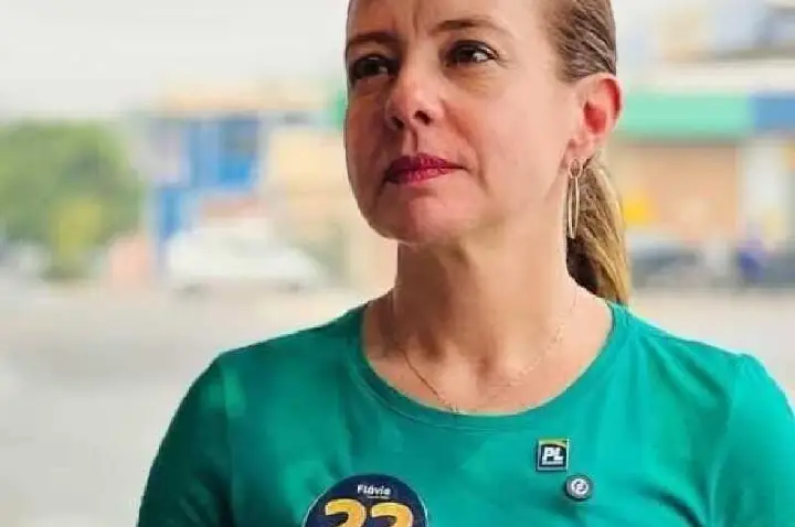 TRE REJEITA CASSAÇÃO E ABSOLVE FLÁVIA MORETTI E TIÃO DA ZAELI