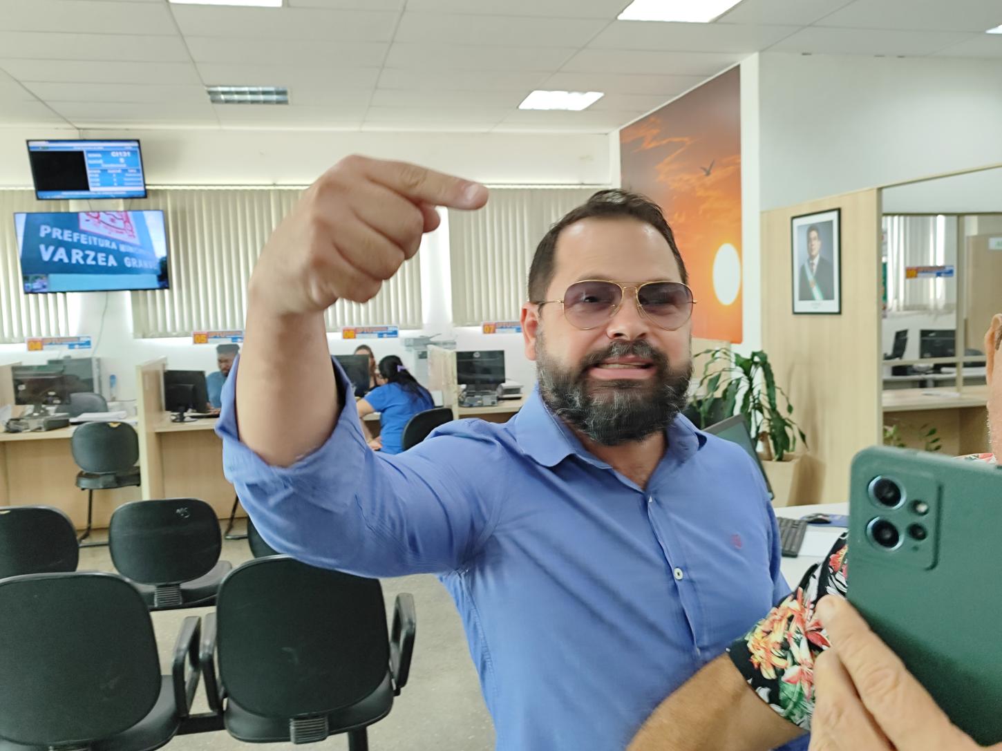 Jornalista lança pré-candidatura a vereador em VG
