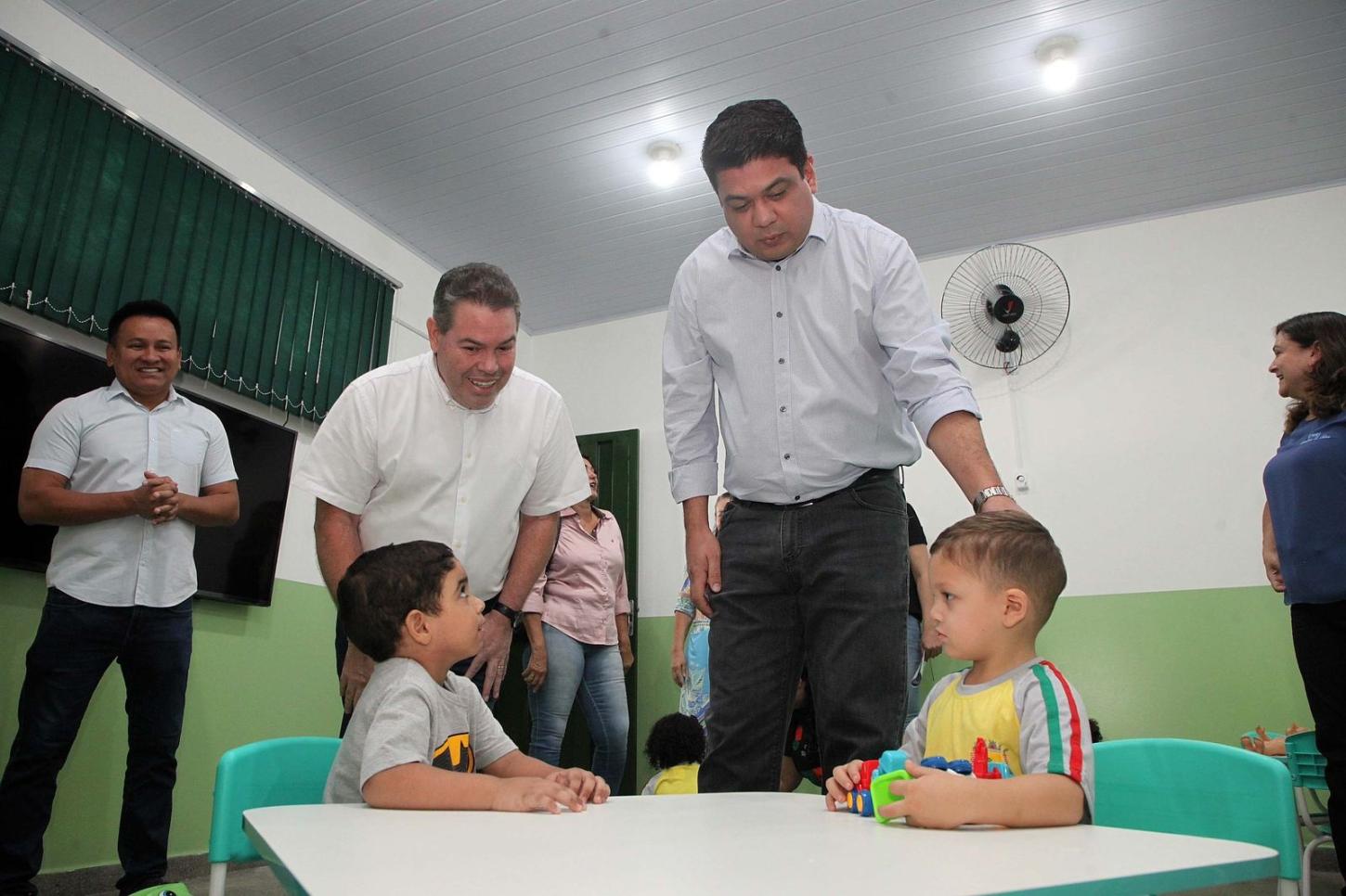 População aprova gestão Baracat, com ênfase na Educação aponta pesquisa