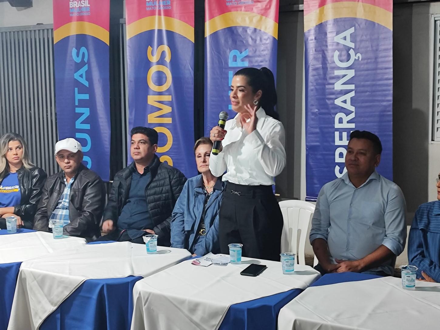 Karol Hazama é empossada presidente do União Brasil Mulher em Várzea Grande