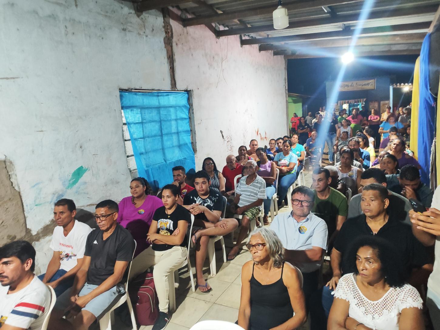 Charles da Educação apresenta propostas em reunião com moradores de Bom Sucesso