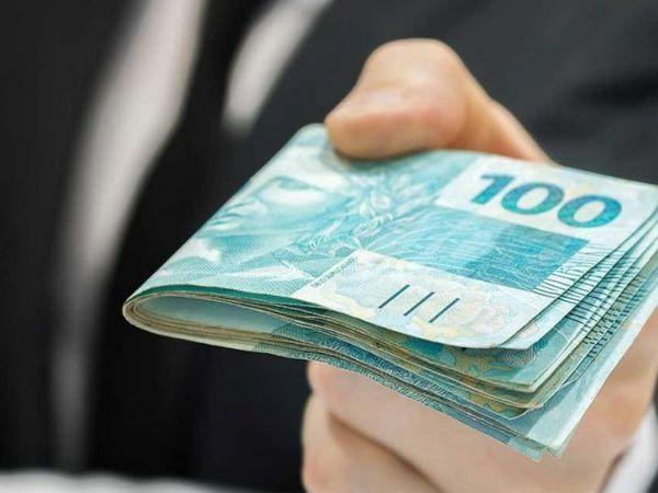 União Brasil doa mais de R$ 180 mil para dois vereadores de mandato em VG