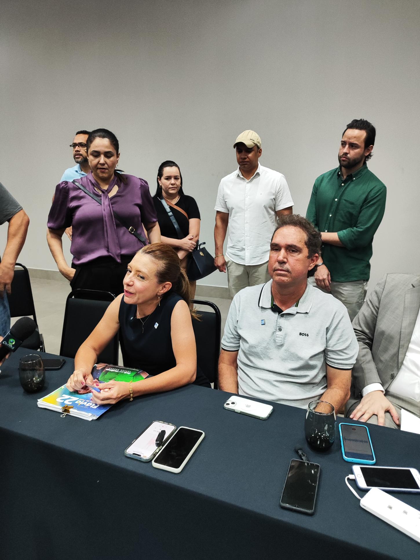 Ao lado de Moretti, Zaeli afirma: “Se a lei permitir, vamos desativar todos os radares de VG