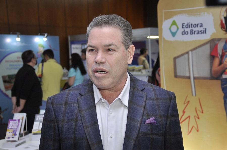 Fórum Regional da Undime, liderado por Silvio Fidelis, acontece em Cuiabá