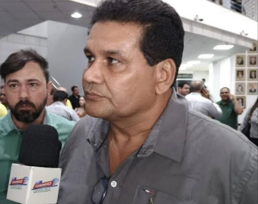 Wanderley Cerqueira e Flávia Moretti decidem transferir a Câmara de Várzea Grande para o antigo Fórum