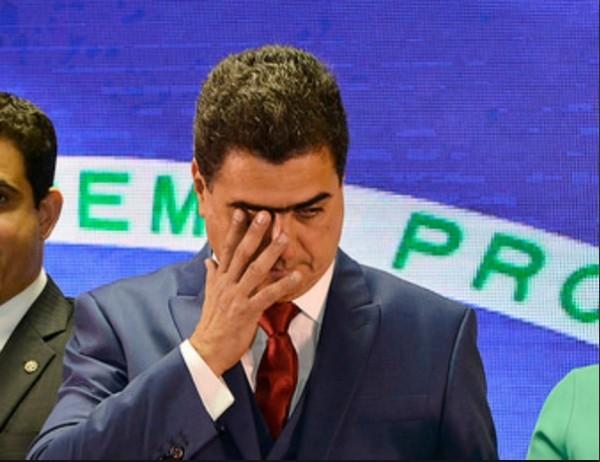 Decisão judicial reduz salário de Emanuel Pinheiro para R$ 12,7 mil, que retornará como servidor efetivo na ALMT