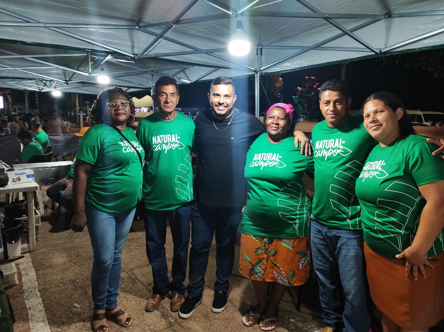 Dr. Thiago faz primeira visita como prefeito eleito à feira 