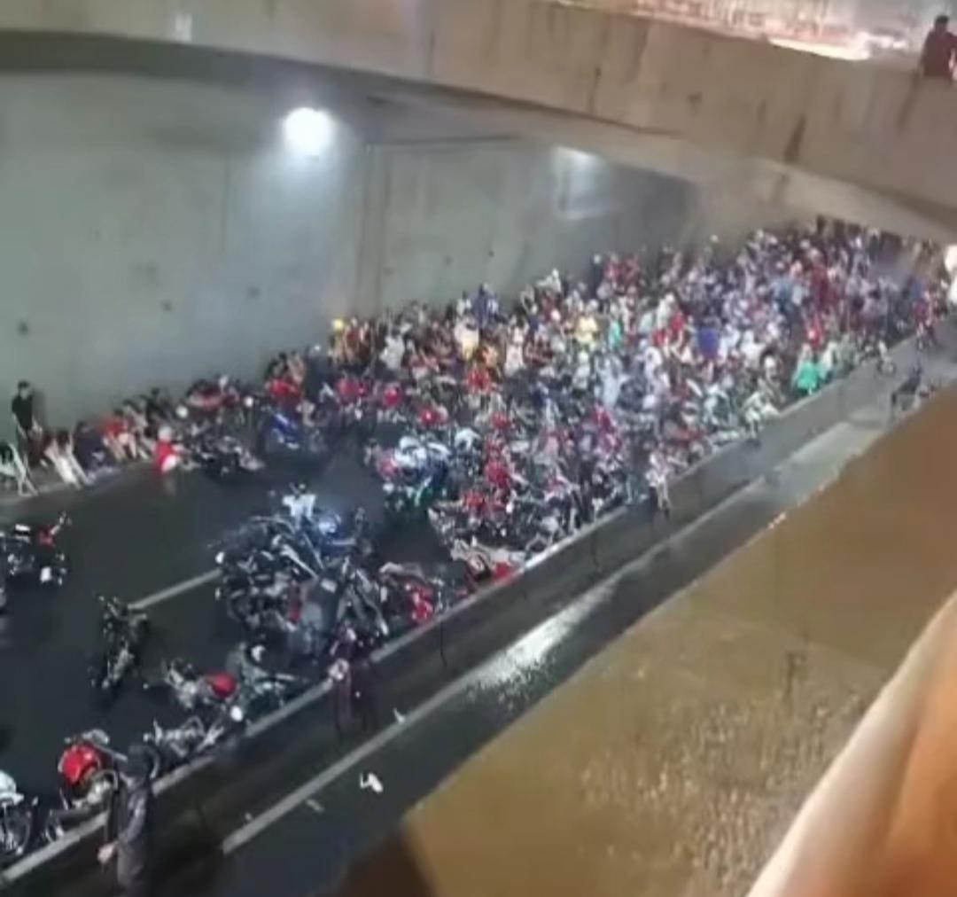 PM apreende 15 motocicletas e encontra XRE roubada em 'rolê do grau' em Cuiabá