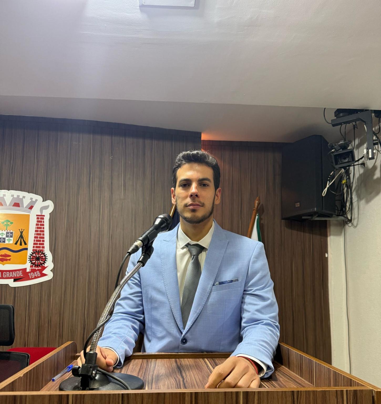 Charles da Educação emplaca lei contra crimes cibernéticos em VG
