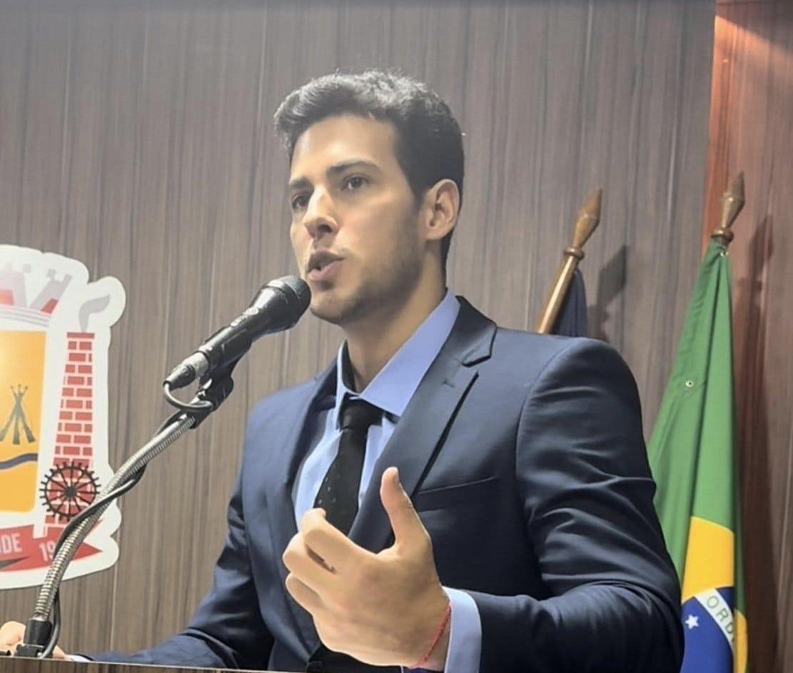 Vereador acompanha caso de diretora afastada por conduta inadequada em escola de VG