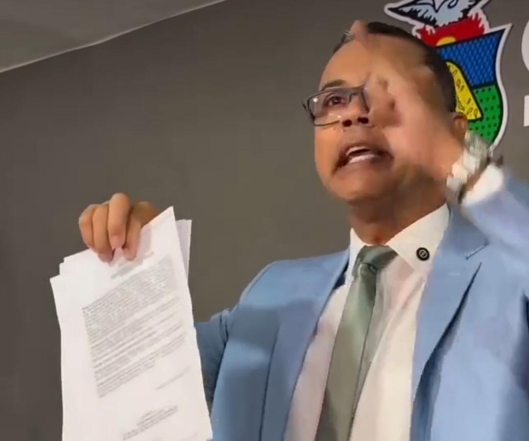 Vereador de Cuiabá pede transparência em contrato de 48 milhões da comunicação e pode levar caso ao MP