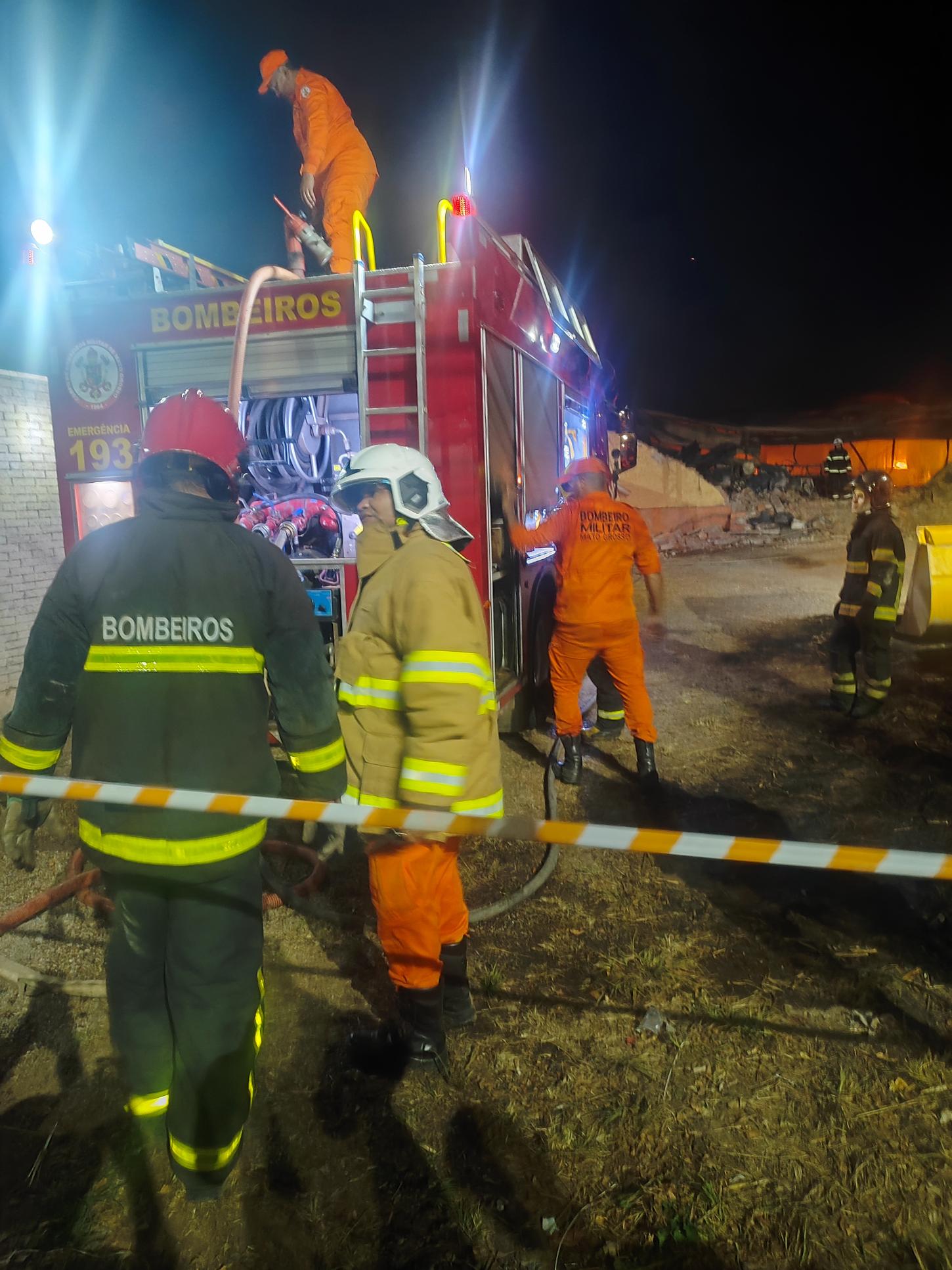 Incêndio atinge prédio alugado pela Saúde desde 2018 em Várzea Grande