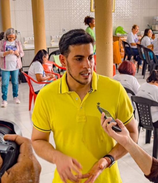 No Parque do Lago, Charles acompanha Capacita + Mulheres e destaca qualificação para ampliar renda em VG