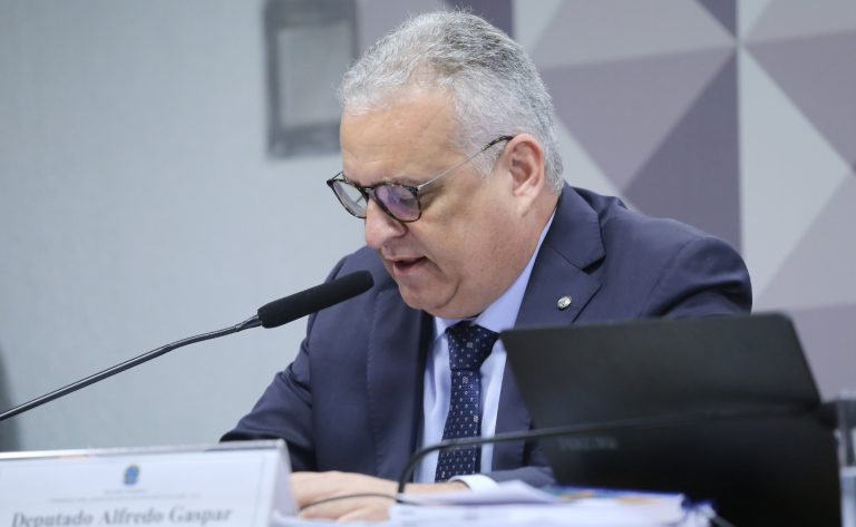 CPMI do INSS deve acabar nesta noite, com ou sem aprovação do relatório