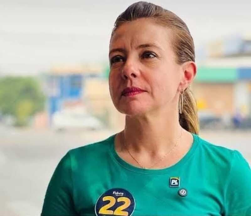 TRE REJEITA CASSAÇÃO E ABSOLVE FLÁVIA MORETTI E TIÃO DA ZAELI